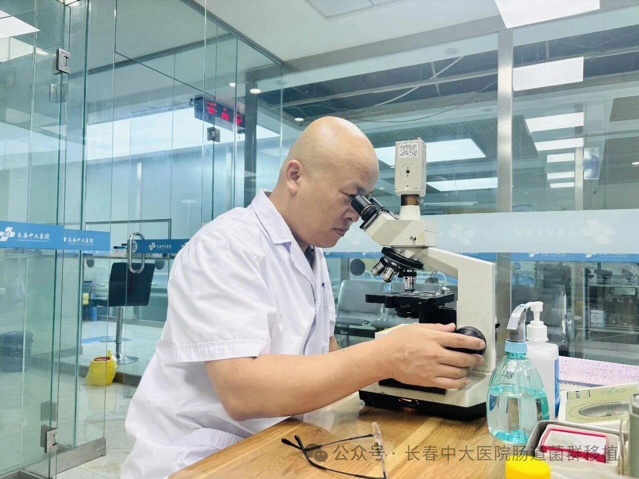 海西蒙古族藏族自治州|高朋磊医师：左手男科临床，右手肠道菌群移植深入研究